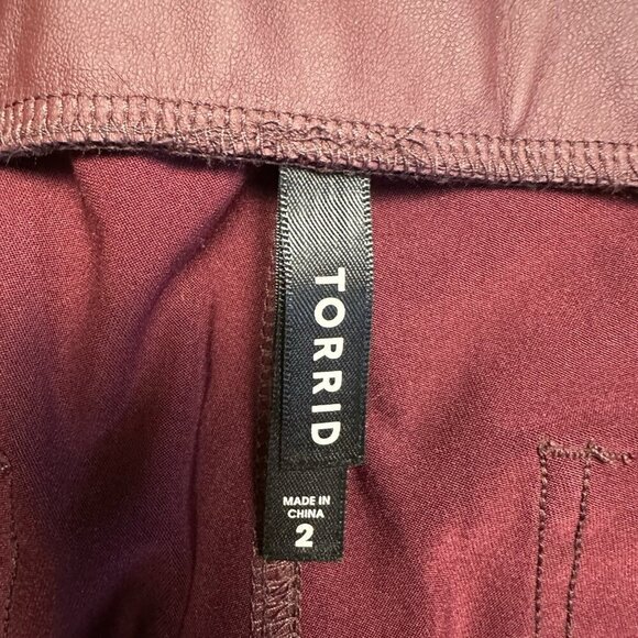 Torrid Faux Leather Pants Womens Size 2 Root Beer Stretch Shapewear - Picture 5 of 5